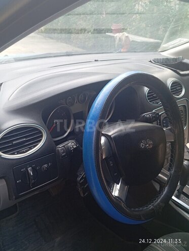 Ford Focus 2011, 250,000 km - 2.0 l - Bakı