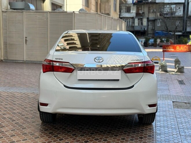 Toyota Corolla 2013, 258,138 km - 1.6 l - Bakı