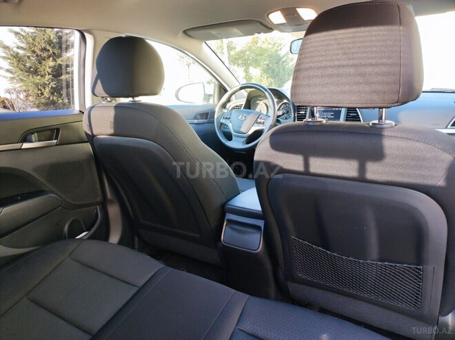 Hyundai Elantra 2017, 69,000 km - 2.0 l - Bakı