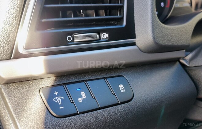 Hyundai Elantra 2017, 69,000 km - 2.0 l - Bakı