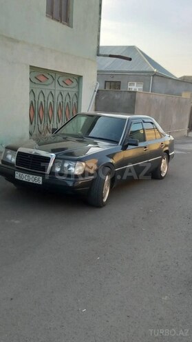 Mercedes E 280 1993, 433,434 km - 2.8 l - Tovuz