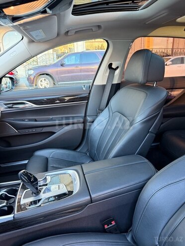 BMW 740 2021, 42,000 km - 3.0 l - Bakı