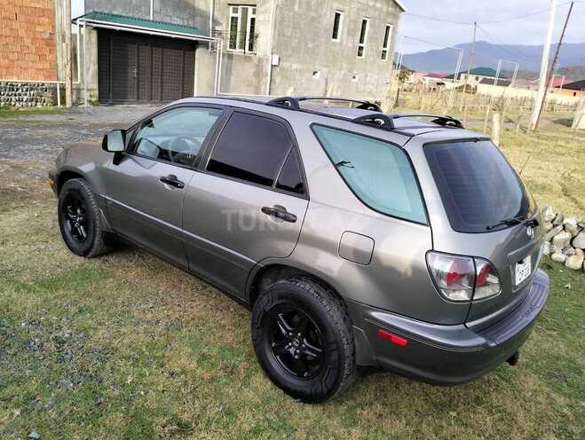 Lexus RX 300 2000, 270,000 km - 3.0 l - Zaqatala