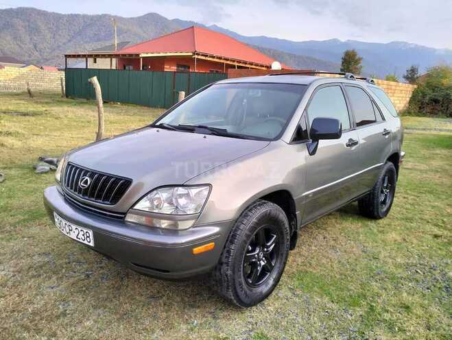 Lexus RX 300 2000, 270,000 km - 3.0 l - Zaqatala