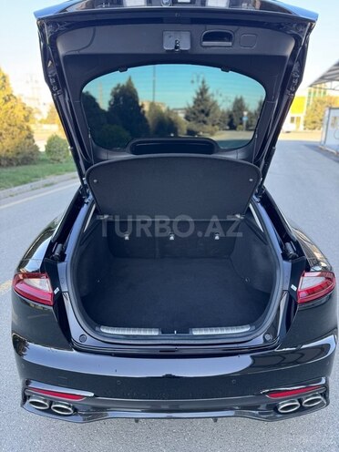 Kia Stinger-12
