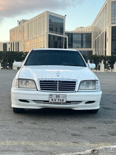 Mercedes C 220 1995, 390,000 km - 2.2 л - Bakı