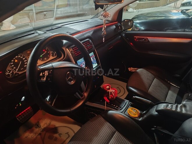 Mercedes B 200 2006, 250,000 km - 2.0 л - Bakı