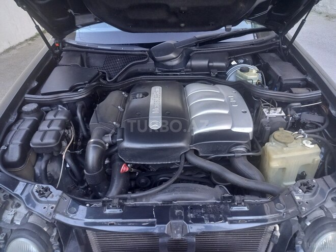 Mercedes E 220 d 2001, 315,000 km - 2.2 l - Bakı