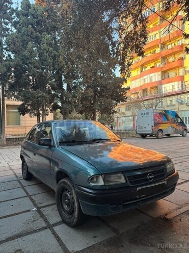 Opel Astra 1992, 265,844 km - 1.6 l - Sumqayıt