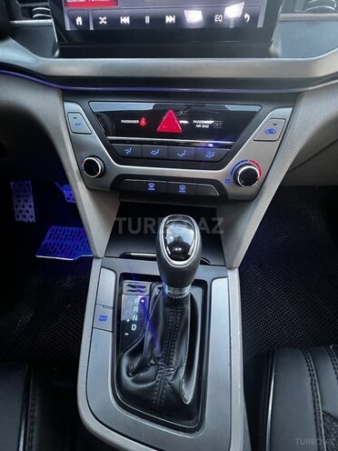 Hyundai Elantra 2017, 143,600 km - 2.0 l - Bakı