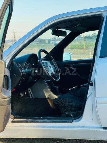 Mercedes C 220 d 2000, 231,302 km - 2.2 л - Bakı