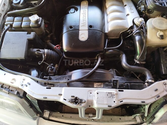 Mercedes C 220 d 2000, 231,302 km - 2.2 л - Bakı