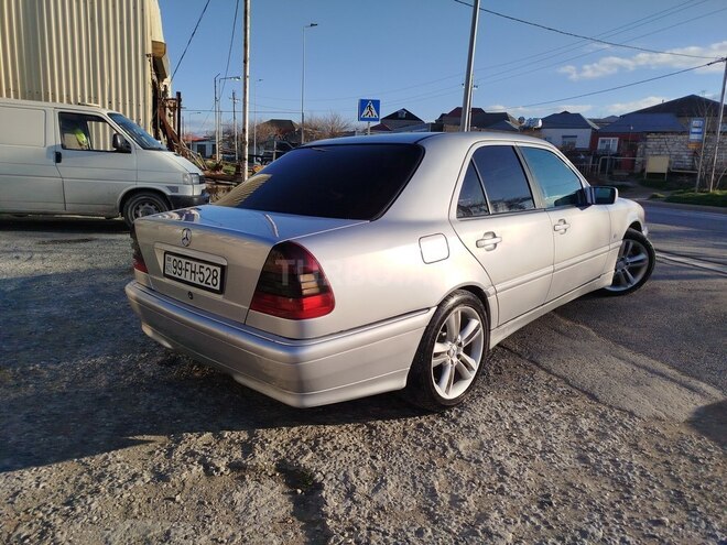 Mercedes C 220 d 2000, 231,302 km - 2.2 л - Bakı