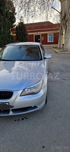 BMW 520 2003, 230,000 km - 2.2 l - Gəncə
