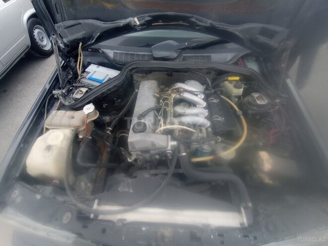Mercedes 190 1993, 180,000 km - 2.0 л - Bakı