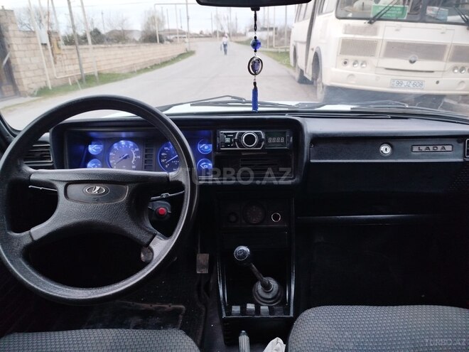 LADA (VAZ) 2107 2004, 94,549 km - 1.6 l - Salyan
