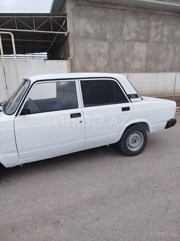 LADA (VAZ) 2107 2004, 94,549 km - 1.6 l - Salyan
