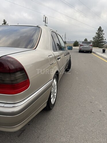 Mercedes C 230 1997, 320,000 km - 2.3 l - Naftalan