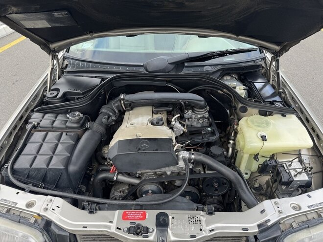 Mercedes C 230 1997, 320,000 km - 2.3 l - Naftalan