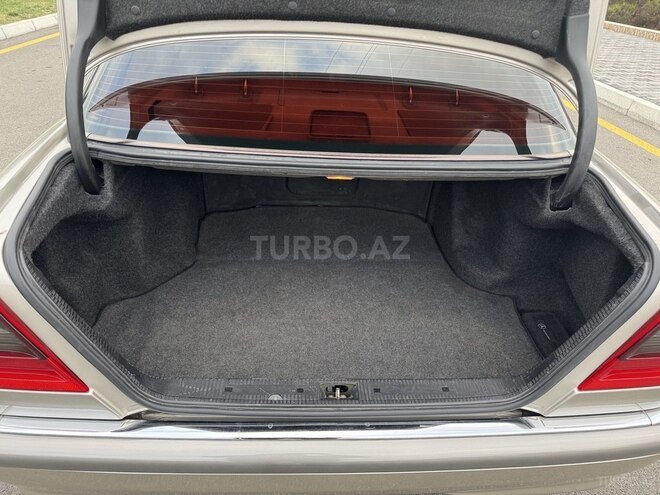 Mercedes C 230 1997, 320,000 km - 2.3 l - Naftalan