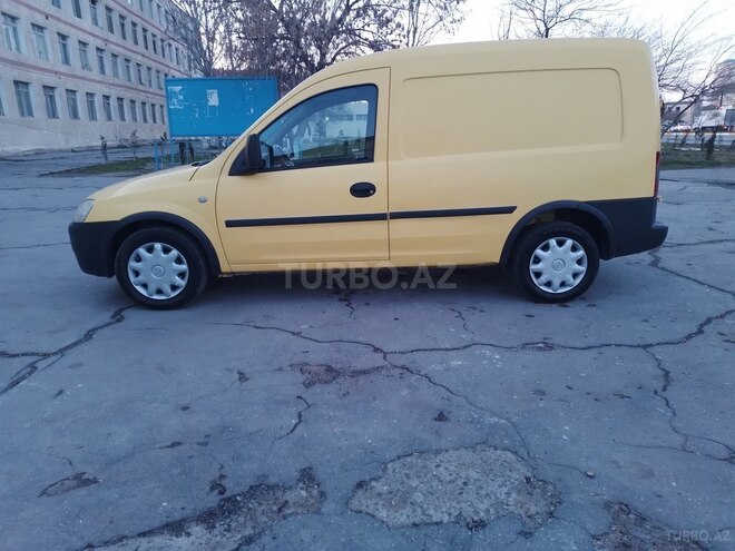 Opel Combo 2008, 218,000 km - 1.7 l - Sumqayıt