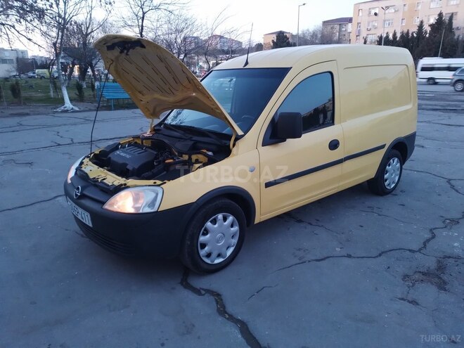 Opel Combo 2008, 218,000 km - 1.7 l - Sumqayıt