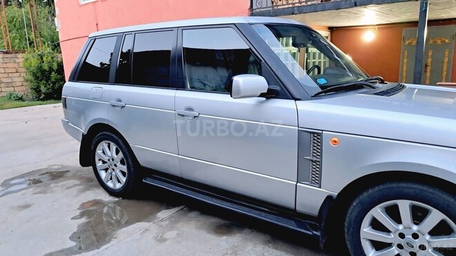 Land Rover Range Rover 2004, 255,000 km - 4.4 l - Masallı