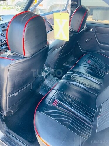 Mercedes E 200 1989, 250,000 km - 2.0 l - Xaçmaz