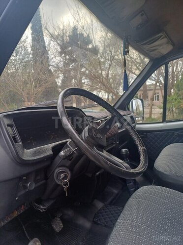 GAZ  1998, 360,000 km - 2.4 l - Bərdə