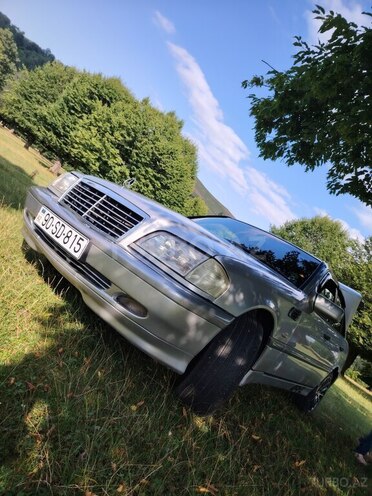 Mercedes C 200 1999, 247,150 km - 2.0 л - Gədəbəy