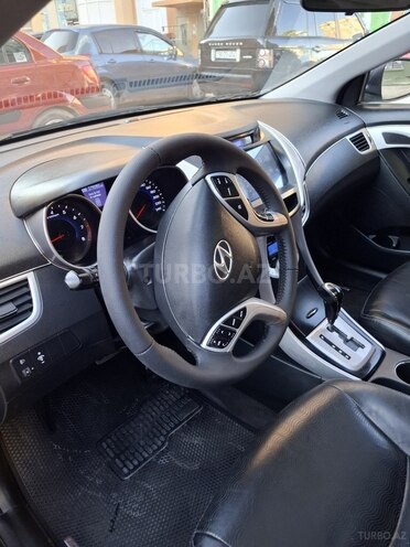 Hyundai Elantra 2011, 276,000 km - 1.8 л - Bakı