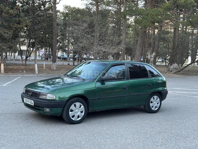 Opel Astra 1996, 301,000 km - 1.7 l - Sumqayıt