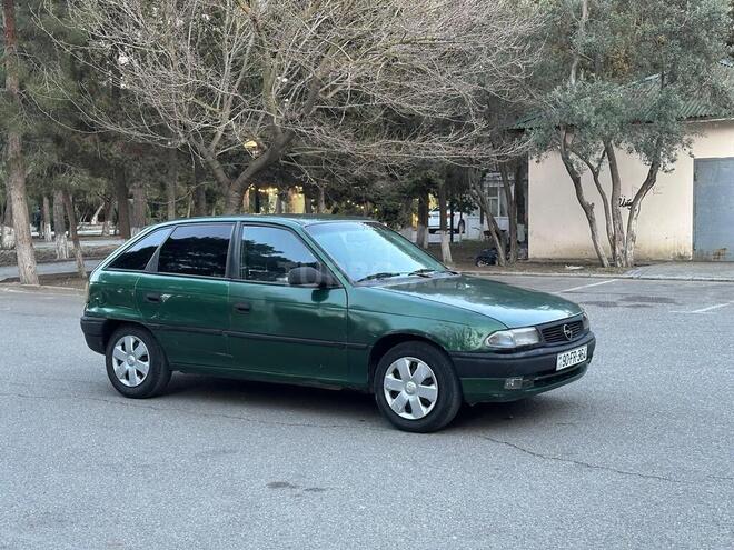 Opel Astra 1996, 301,000 km - 1.7 l - Sumqayıt