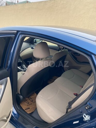 Hyundai Elantra 2014, 221,285 km - 1.8 l - Bakı