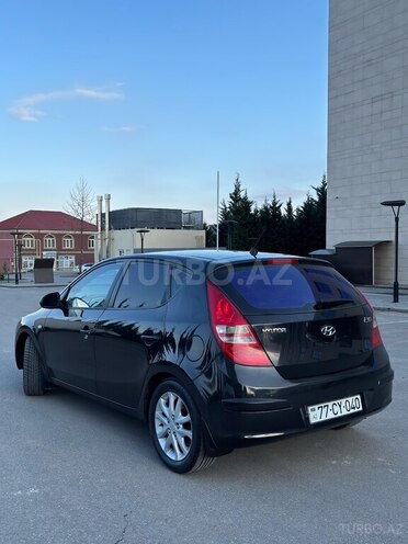 Hyundai i30 2009, 307,630 km - 1.4 l - Quba