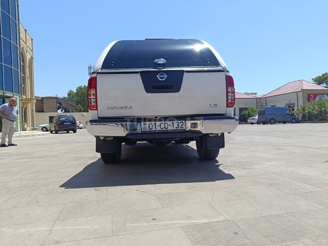 Nissan Navara 2014, 292,000 km - 2.5 l - Bakı