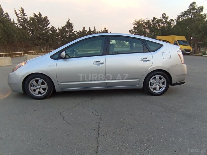 Toyota Prius 2009, 299,000 km - 1.5 л - Bakı