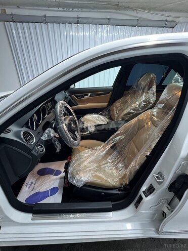 Mercedes C 300 2013, 90,000 km - 3.0 l - Bakı