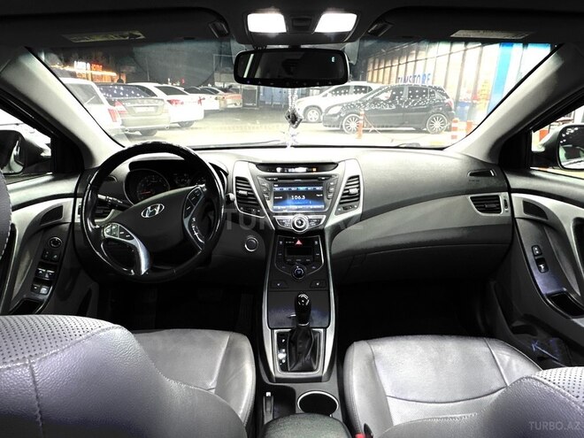 Hyundai Elantra 2015, 114,000 km - 1.8 l - Bakı
