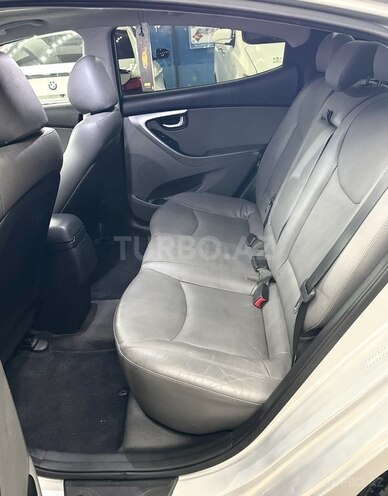Hyundai Elantra 2015, 114,000 km - 1.8 l - Bakı