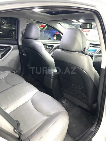 Hyundai Elantra 2015, 114,000 km - 1.8 l - Bakı