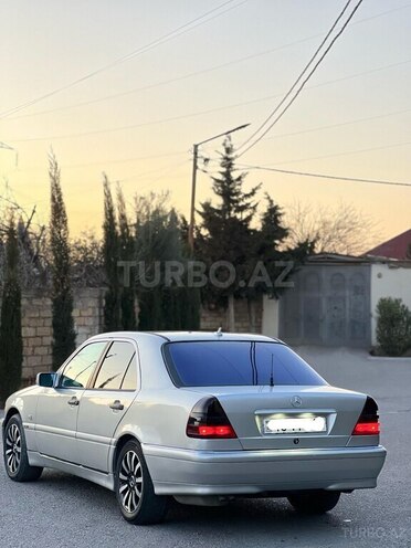 Mercedes C 220 d 1999, 222,117 km - 2.2 l - Bakı