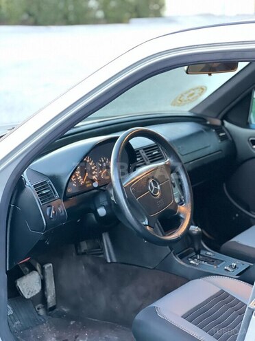 Mercedes C 220 d 1999, 222,117 km - 2.2 l - Bakı