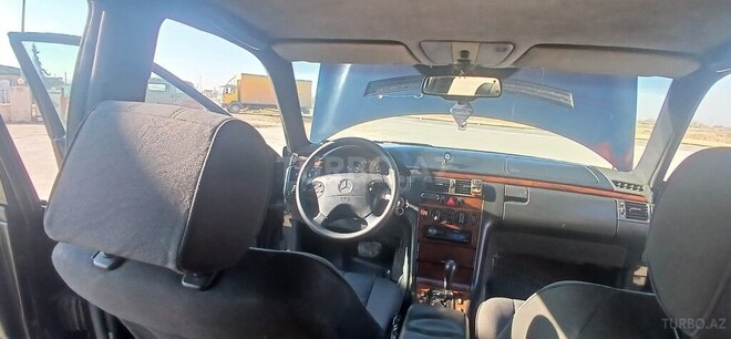 Mercedes E 290 1996, 325,466 km - 2.9 l - Sabirabad