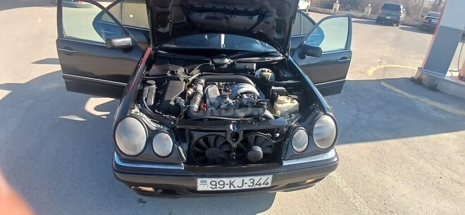 Mercedes E 290 1996, 325,466 km - 2.9 l - Sabirabad