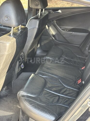 Volkswagen Passat 2006, 326,679 km - 2.0 l - Qusar
