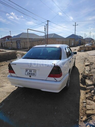 Mercedes C 200 1997, 236,000 km - 2.0 л - Bakı