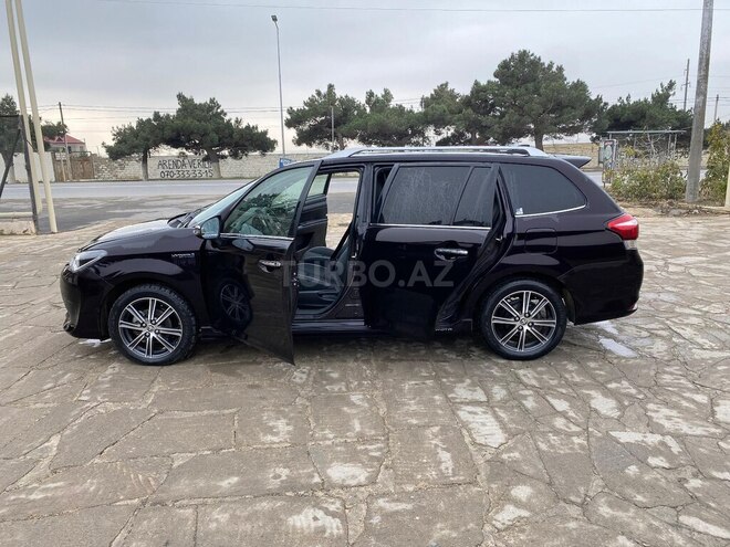 Toyota Corolla Fielder 2015, 182,000 km - 1.5 l - Bakı