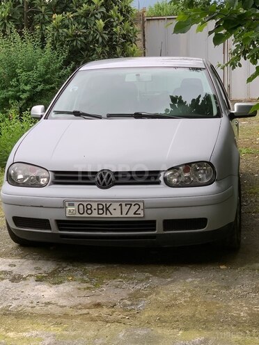 Volkswagen Golf 2000, 358,000 km - 1.6 л - Zaqatala
