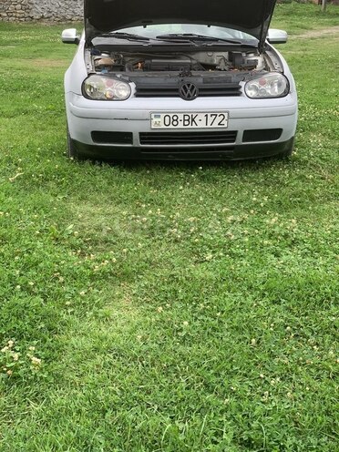 Volkswagen Golf 2000, 358,000 km - 1.6 л - Zaqatala